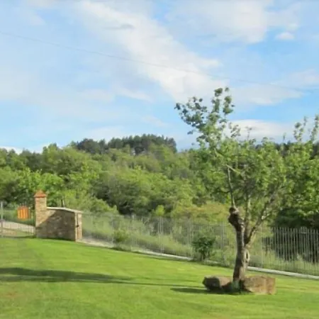 Country Hill Country house *